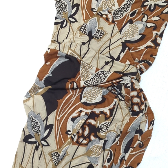 Attention | Midi Wrap Dress | Modern | Chic | Retro | V Neck | Summer | Travel - Picture 3 of 8